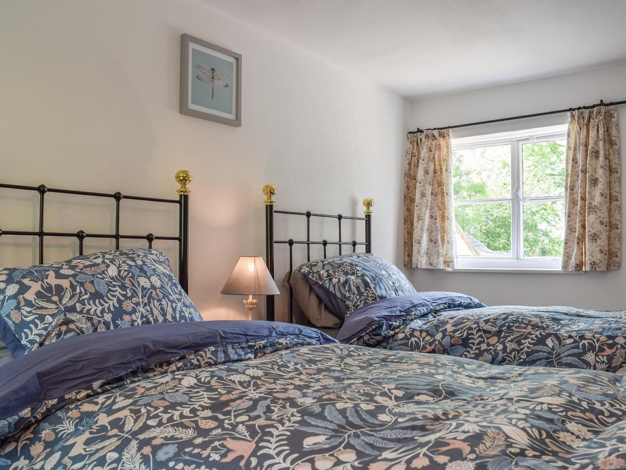 Wayside Cottage Adstock Екстер'єр фото